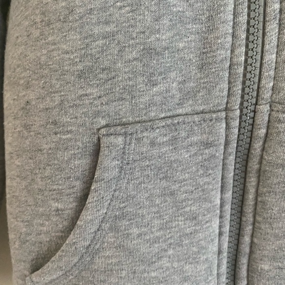 Circo sweater 4T - Picture 2 of 9